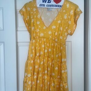 SUPER SOFT Urban Outfitters Yellow Floral V-Neck Dress with Cap Sleeves